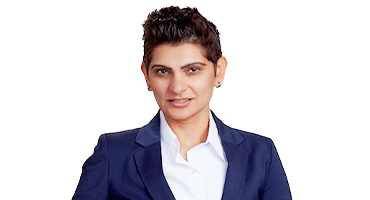 Headshot of Zara Muradali